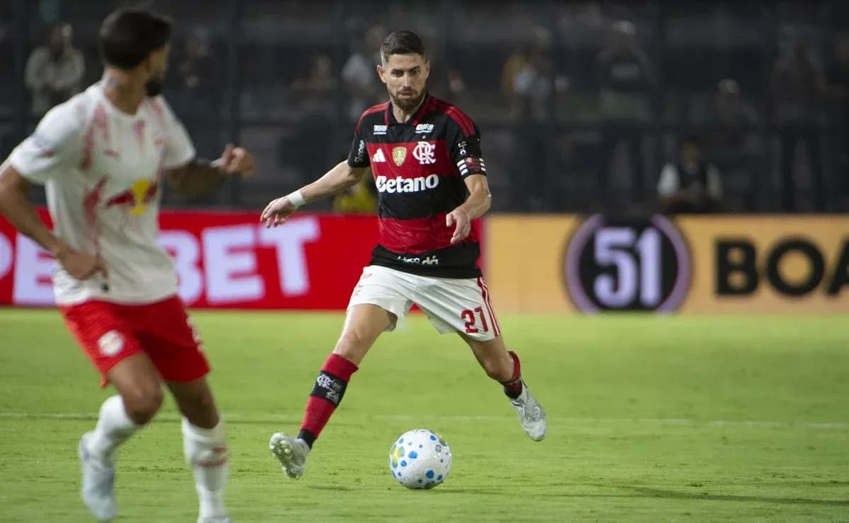 Jugador de Flamengo en acción durante el partido