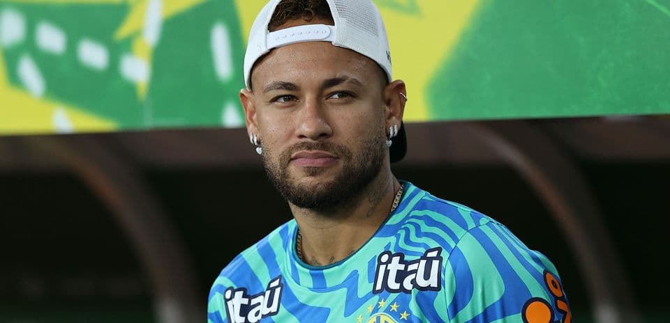 Jugador de Brasil en la banca de suplentes