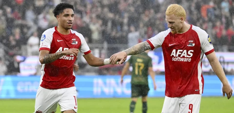 Jugadores de AZ Alkmaar celebrando en el partido