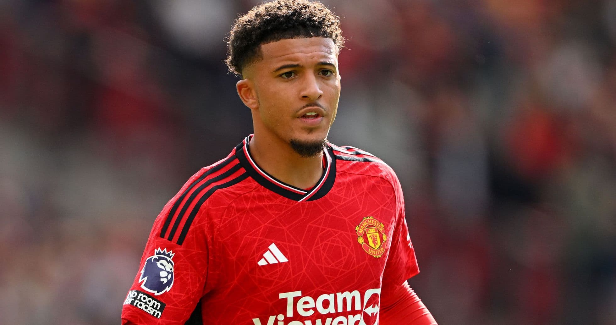 Jugador de Manchester United en campo durante partido
