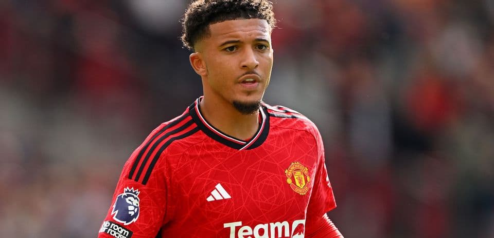 Jugador de Manchester United en campo durante partido