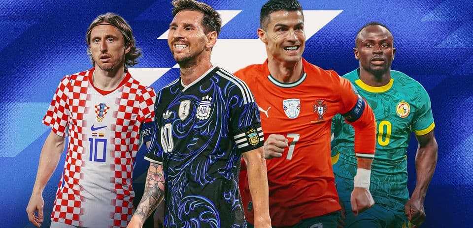 Jugadores destacados de fútbol en fondo azul