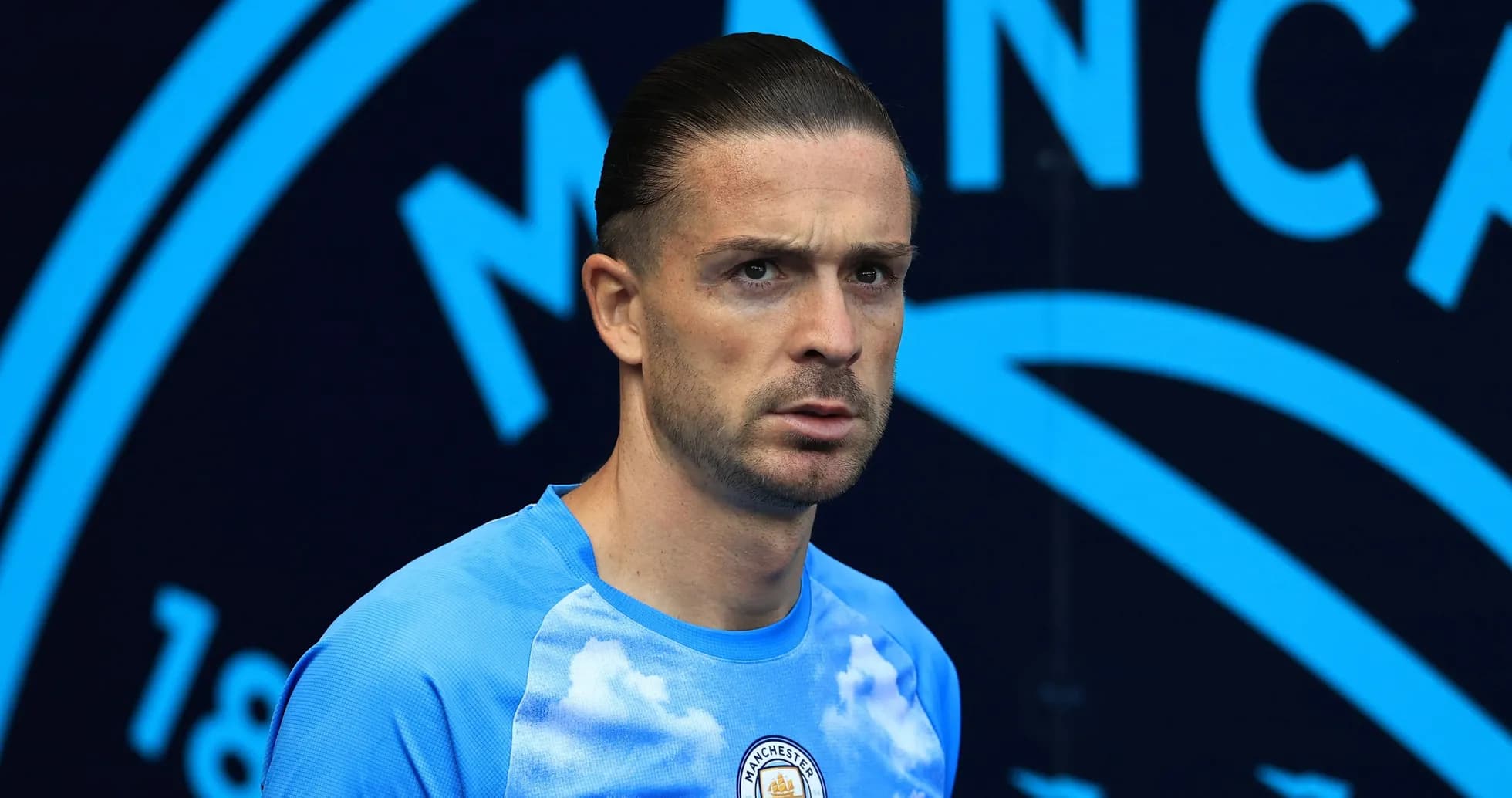 Jugador de Manchester City en el túnel del estadio