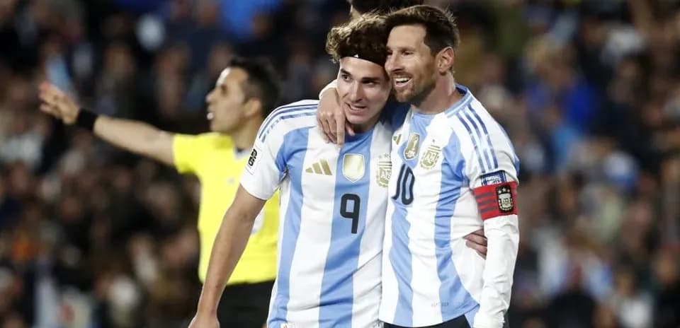 Jugadores de Argentina celebrando durante un partido