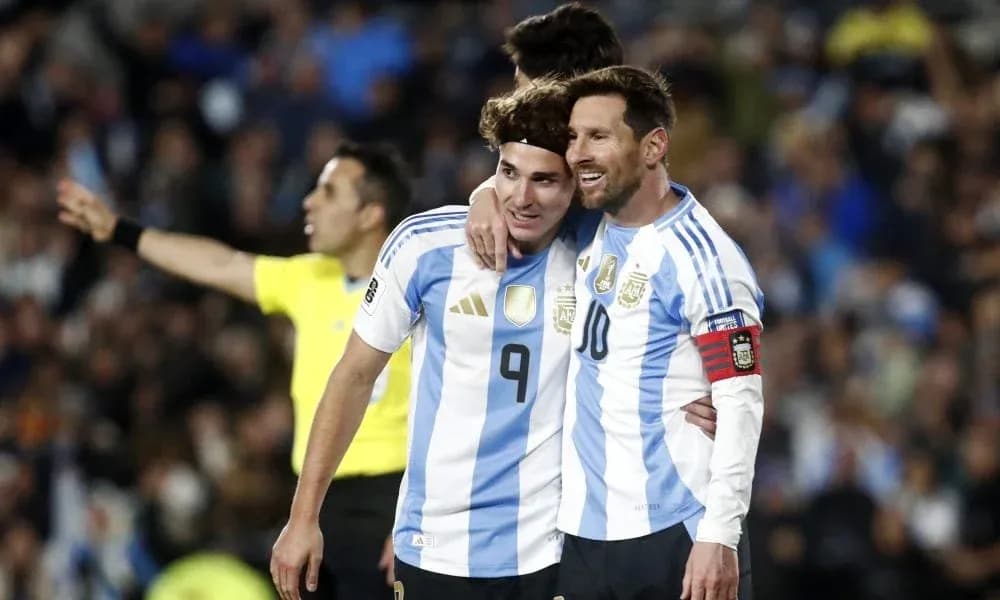 Jugadores de Argentina celebrando durante un partido