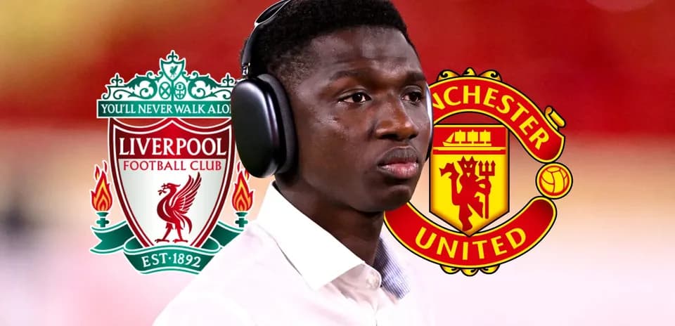 Jugador con auriculares antes del partido Liverpool vs Manchester United
