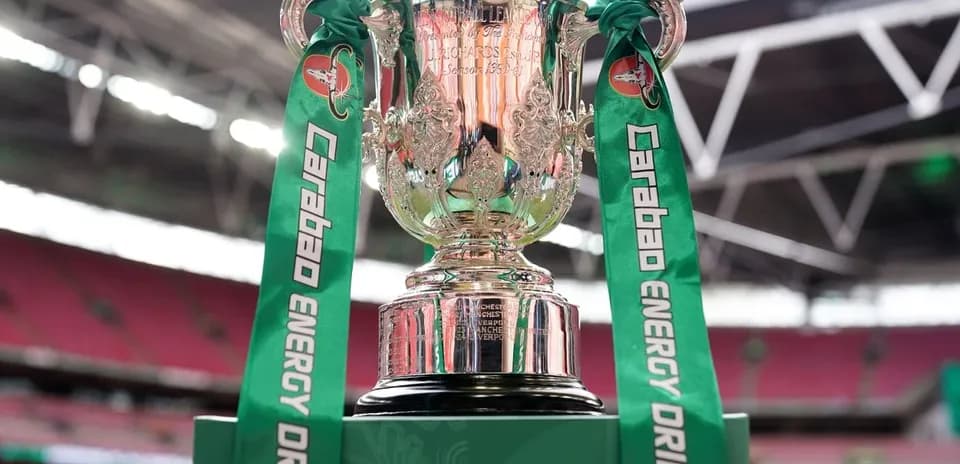 Trofeo de la Carabao Cup en Wembley Stadium