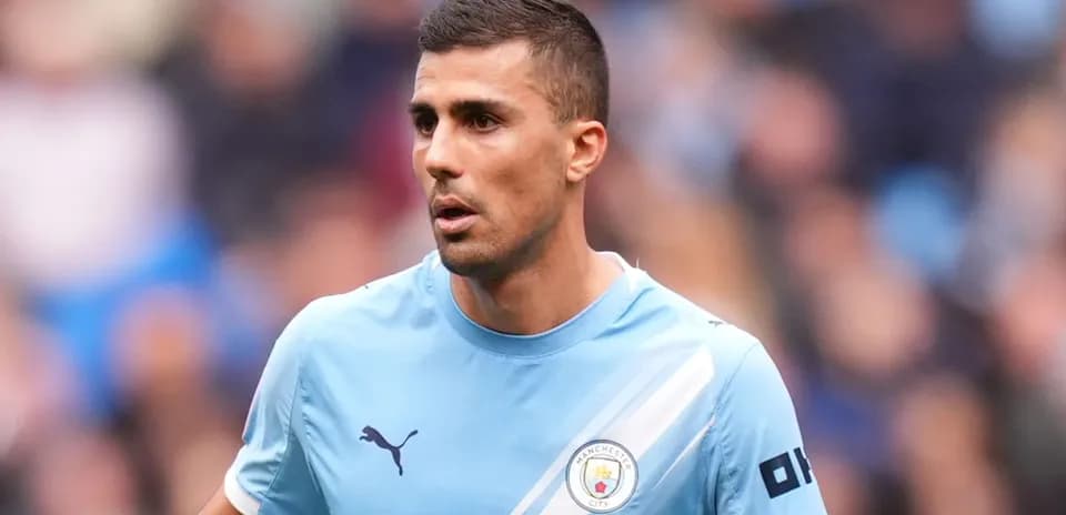 Jugador de Manchester City en acción durante el partido