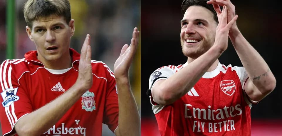 Jugadores aplaudiendo, uno de Liverpool y otro de Arsenal