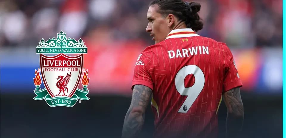 Jugador de Liverpool con camiseta de Darwin y número 9
