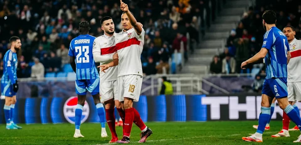 Jugadores de VfB Stuttgart en el partido