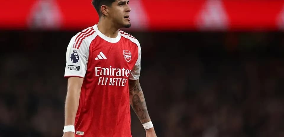 Jugador de Arsenal en el campo durante el partido