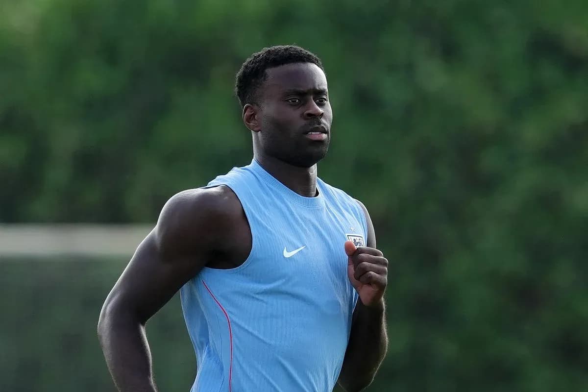 Jugador corriendo durante entrenamiento en campo