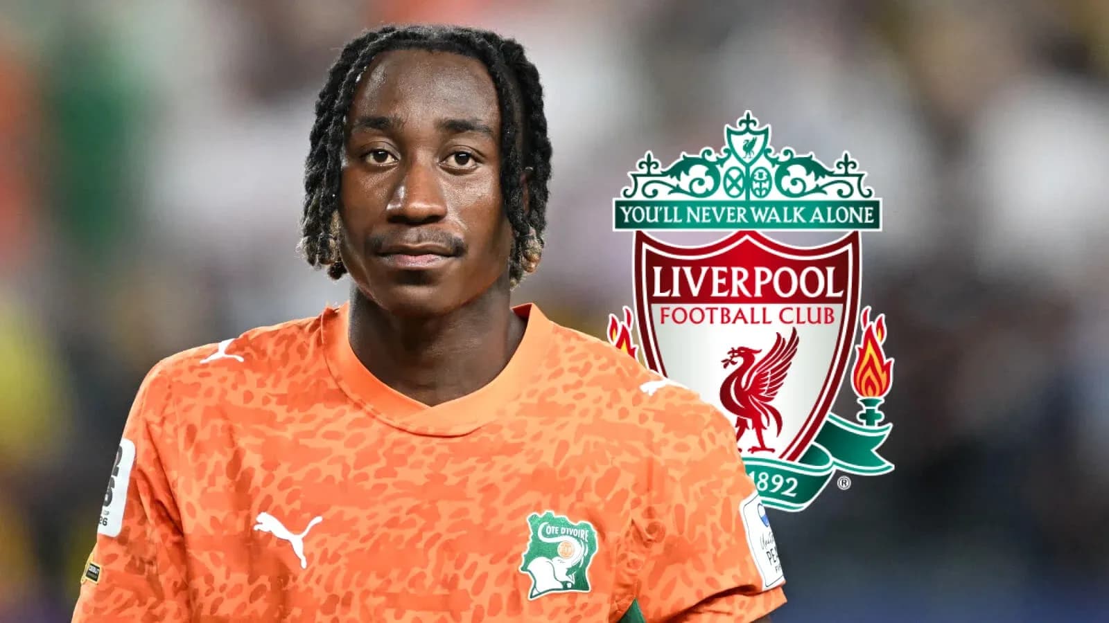 Portero con camiseta naranja de Côte d'Ivoire Portero con camiseta naranja de Côte d'Ivoire