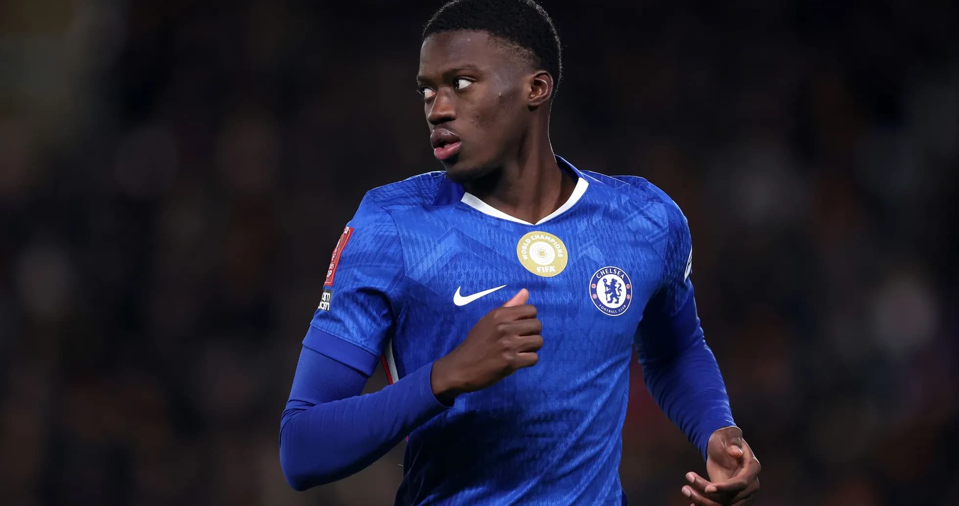 Jugador de Chelsea en acción durante el partido Jugador de Chelsea en acción durante el partido