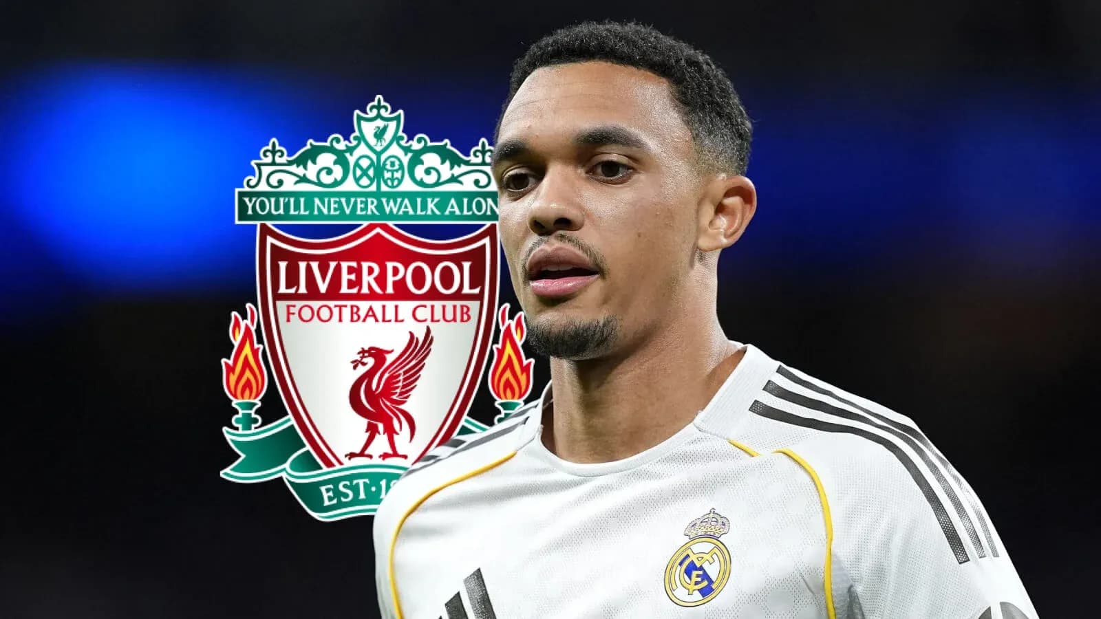 Jugador con camiseta de Real Madrid y escudo de Liverpool Jugador con camiseta de Real Madrid y escudo de Liverpool