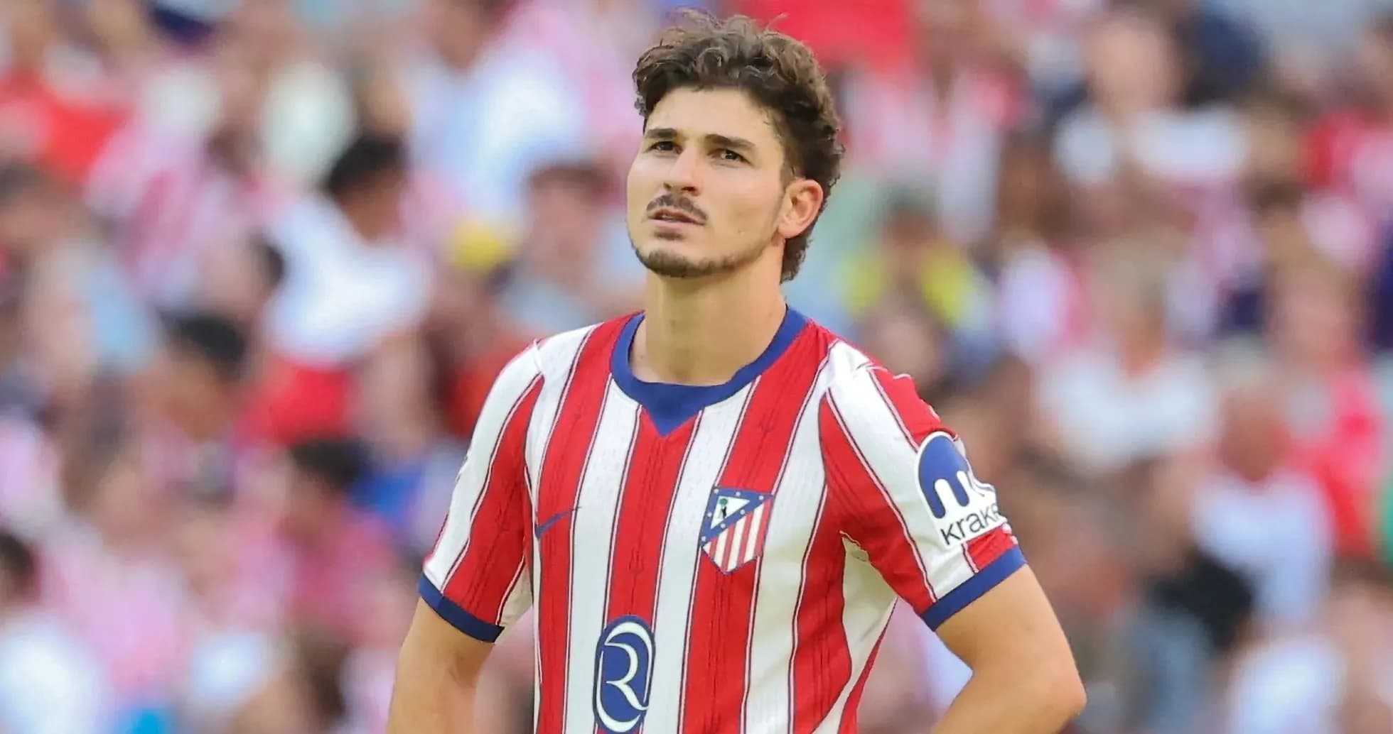 Jugador de Atlético de Madrid en partido Jugador de Atlético de Madrid en partido