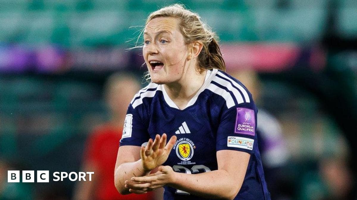 Jugadora de Escocia gesticulando durante un partido Jugadora de Escocia gesticulando durante un partido