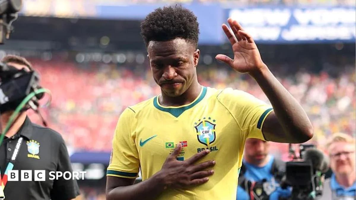 Jugador de Brasil saludando tras el partido Jugador de Brasil saludando tras el partido