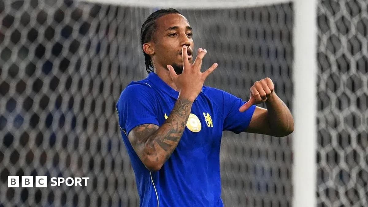 Jugador haciendo un gesto durante un partido Jugador haciendo un gesto durante un partido