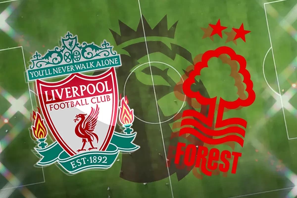 Logos de Liverpool y Nottingham Forest en el campo Logos de Liverpool y Nottingham Forest en el campo