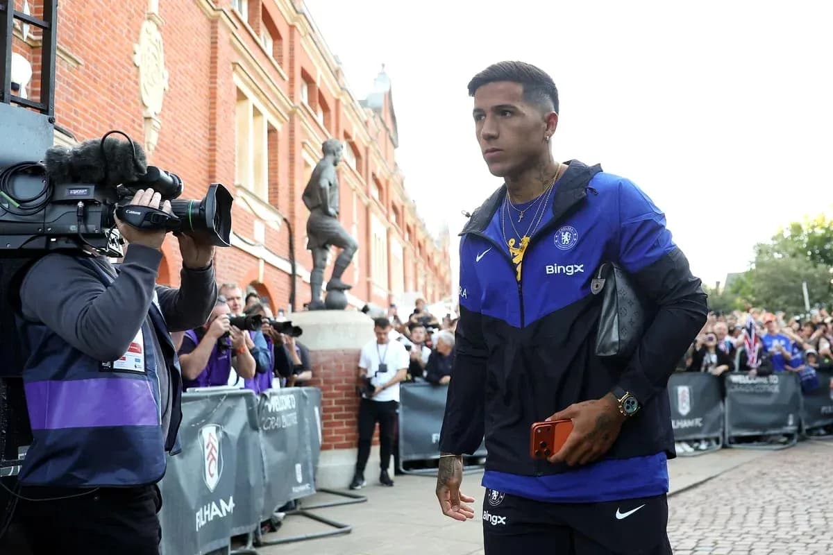 Jugador de Chelsea llegando al estadio antes del partido Jugador de Chelsea llegando al estadio antes del partido