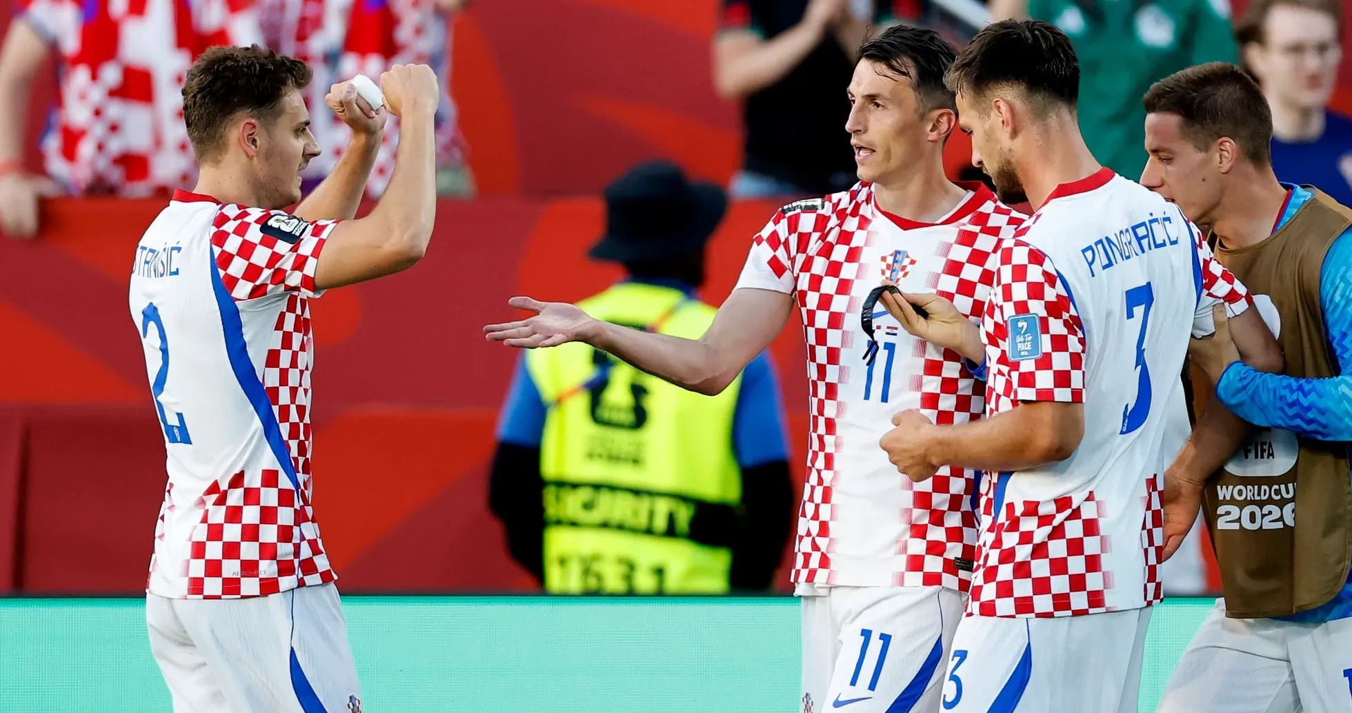 Jugadores de Croacia celebrando un gol en partido Jugadores de Croacia celebrando un gol en partido