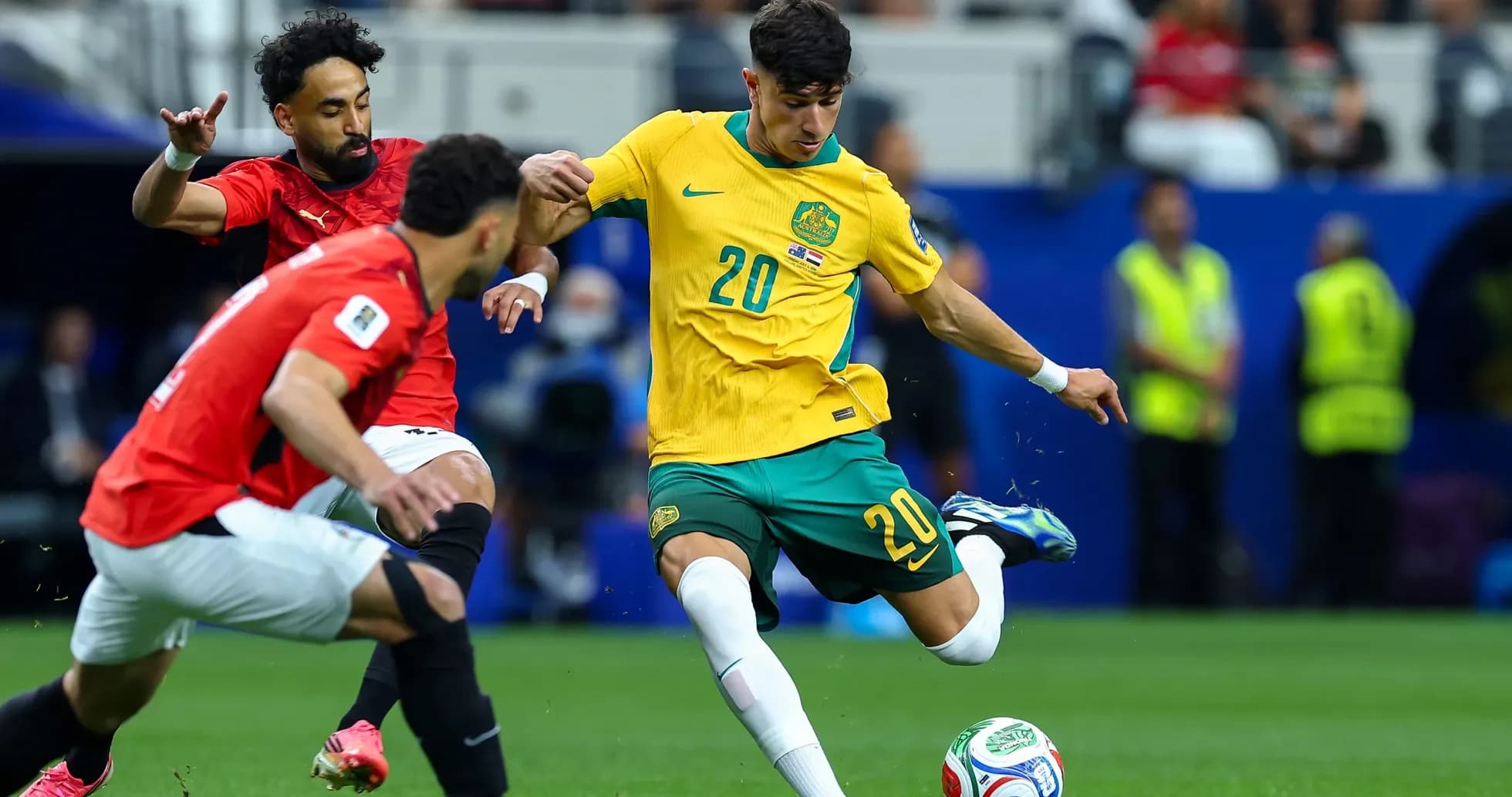 Jugador australiano en acción contra Egipto Jugador australiano en acción contra Egipto