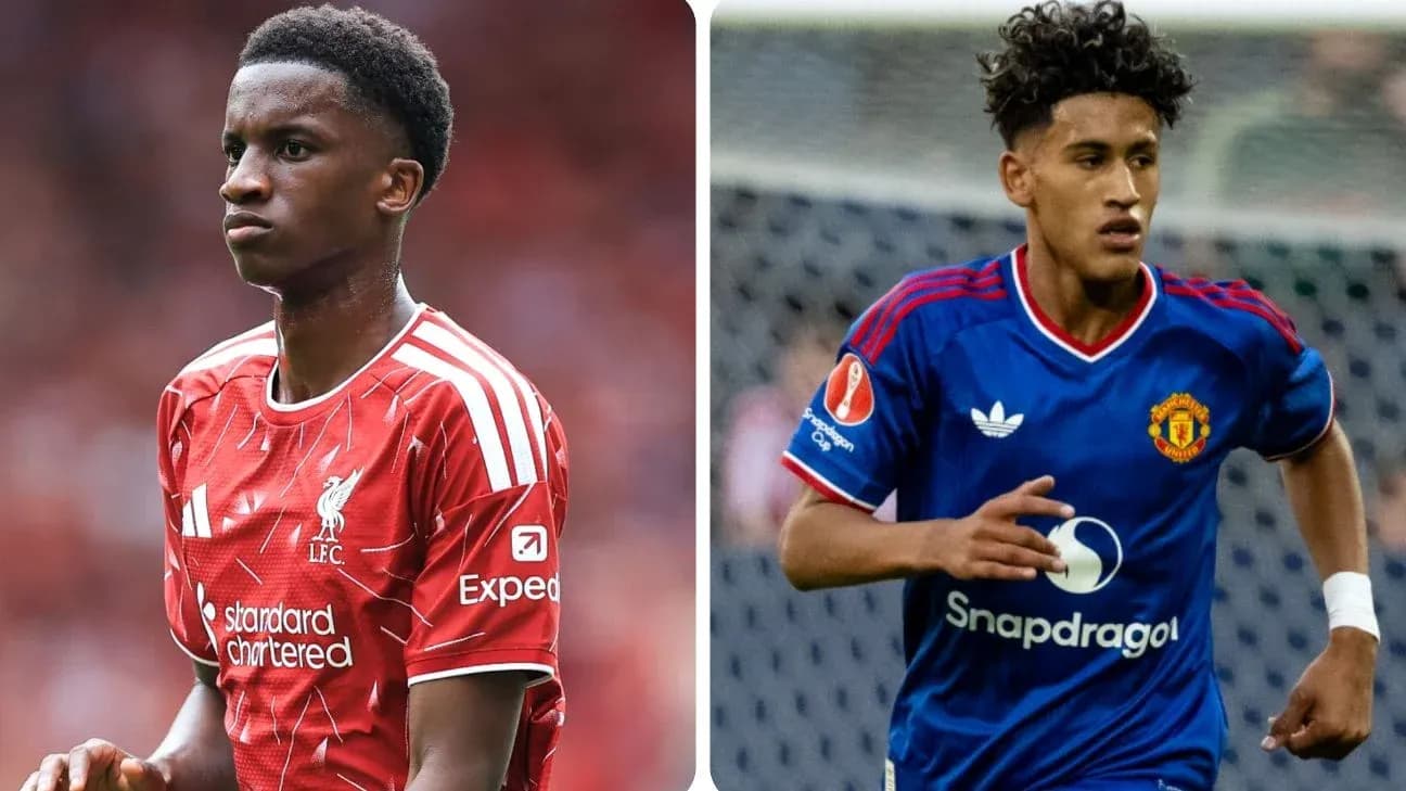 Jugadores de Liverpool y Manchester United en acción Jugadores de Liverpool y Manchester United en acción