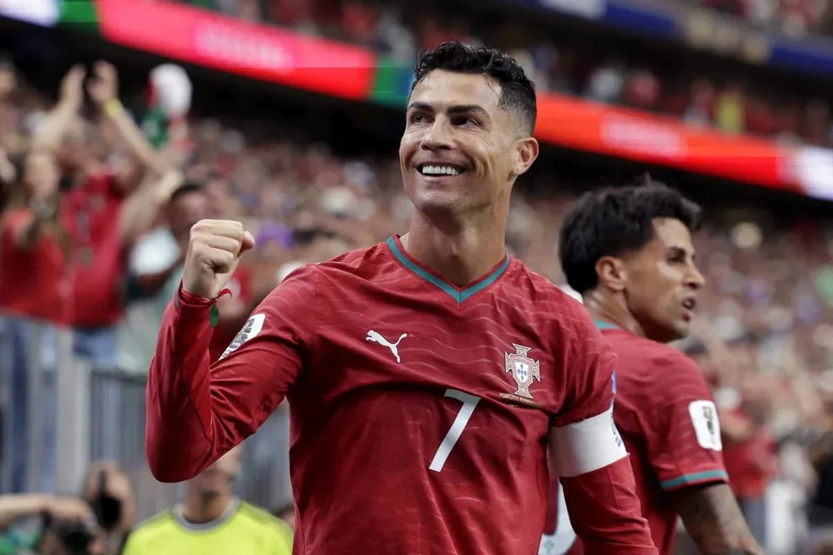 Cristiano Ronaldo celebrando un gol con Portugal Cristiano Ronaldo celebrando un gol con Portugal
