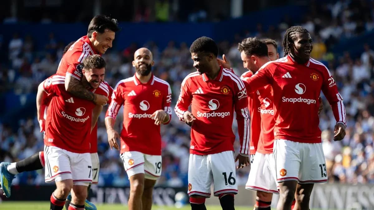 Jugadores del Manchester United celebrando un gol Jugadores del Manchester United celebrando un gol