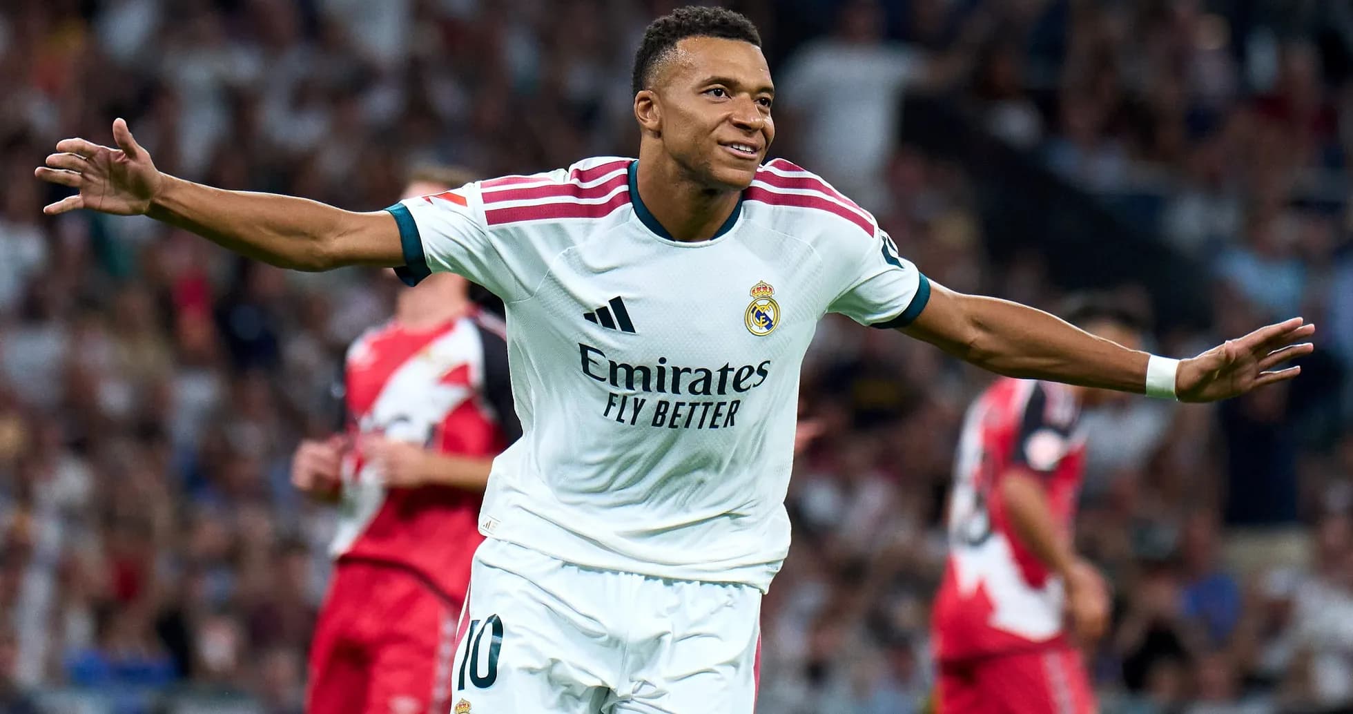Jugador de Real Madrid celebrando un gol Jugador de Real Madrid celebrando un gol