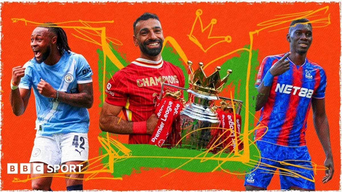 Tres jugadores de fútbol con trofeo de Premier League Tres jugadores de fútbol con trofeo de Premier League
