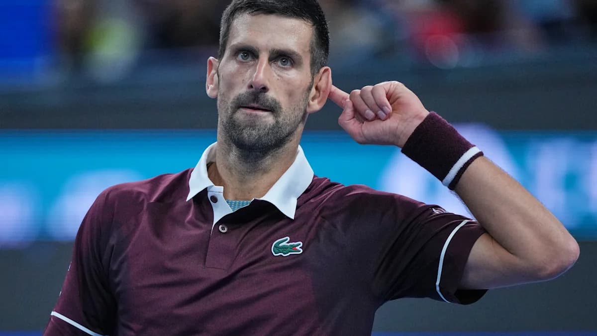 Djokovic conquista su séptimo título en el China Open tras la retirada de De Minaur por lesión Djokovic conquista su séptimo título en el China Open tras la retirada de De Minaur por lesión